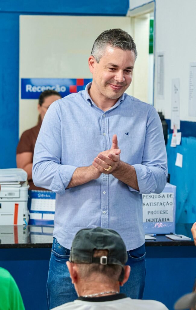 Gestão que cuida: André Coutinho paga servidores de Cabedelo antes do previsto